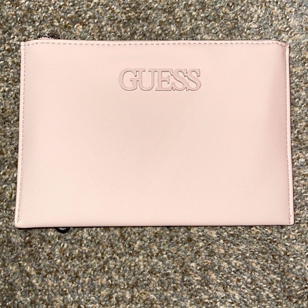 New Guess Wristlet